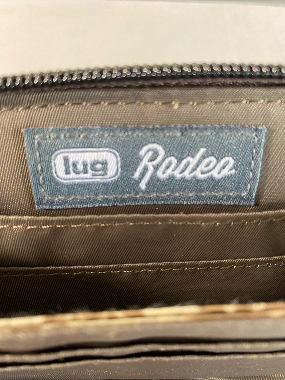 Lug Rodeo Wallet Billfold - Walnut Brown - Chevron Quilting - Picture 7 of 9